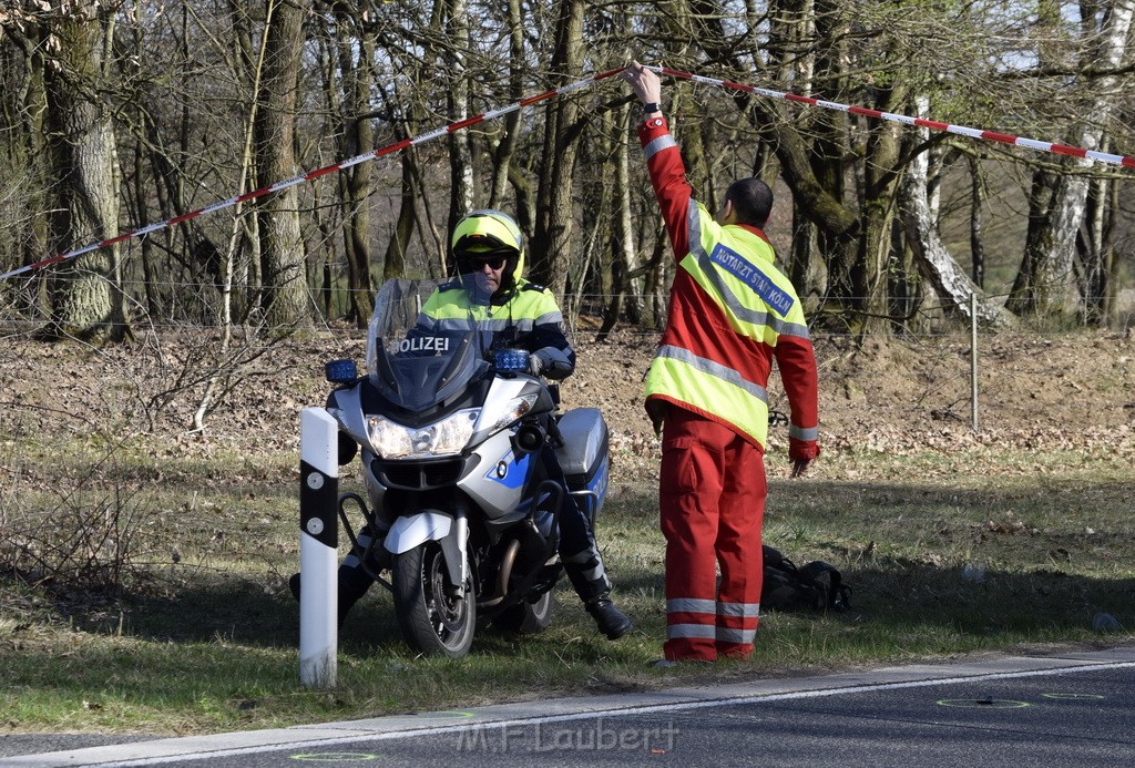 Schwerer VU Krad Fahrrad Koeln Porz Alte Koelnerstr P065.JPG - Miklos Laubert